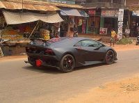 Lamborghini Sesto Elemento replica tarocca