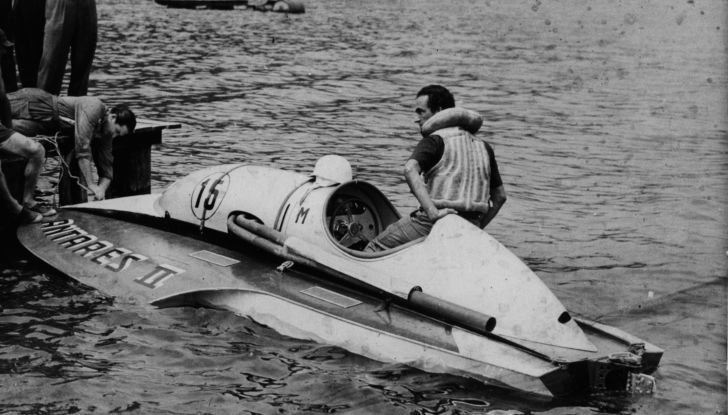 Ferrari Antares II una barca da corsa firmata Ferrari - Foto 2 di 4