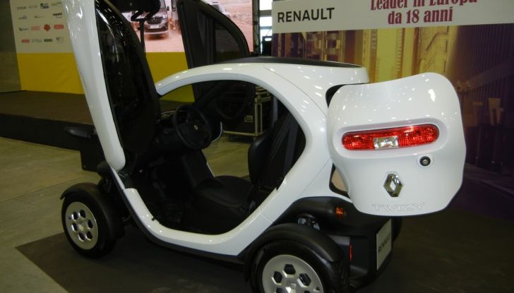 Renault lancia il Business Booster Tour 2016 - Foto 2 di 27