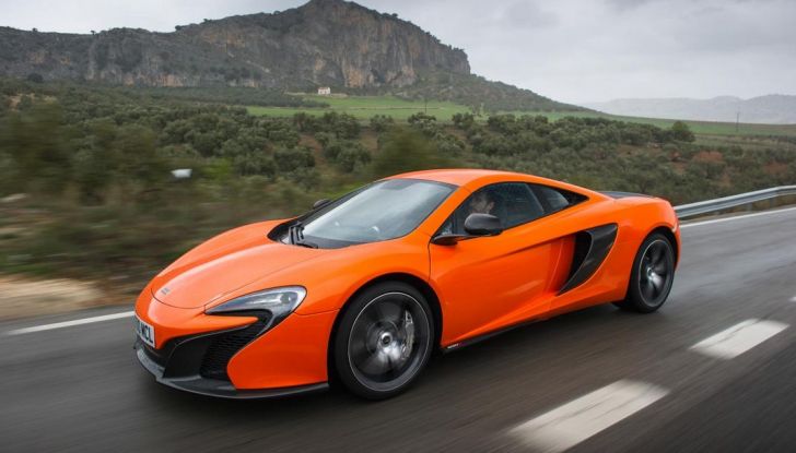 McLaren 650S in versione Spider Man - Foto 10 di 11