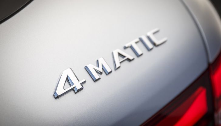 Mercedes Gle 250D 4Matic: la prova su strada - Foto 10 di 23