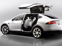 Tesla Model X è ora vegan-friendly