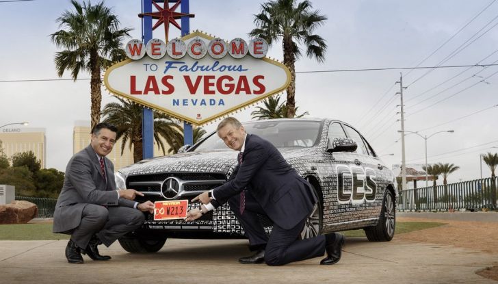 Guida autonoma: Tesla vs Google Car - Foto 7 di 8