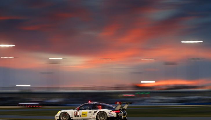 24 Ore di Daytona: inizia con un doppio podio la stagione di Porsche in America - Foto 11 di 18