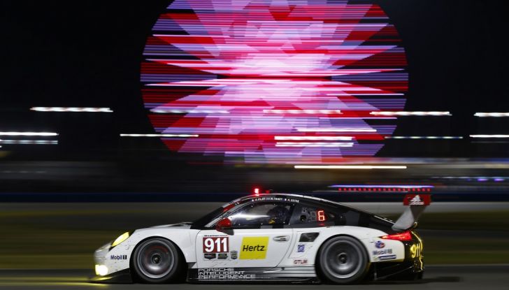 24 Ore di Daytona: inizia con un doppio podio la stagione di Porsche in America - Foto 12 di 18