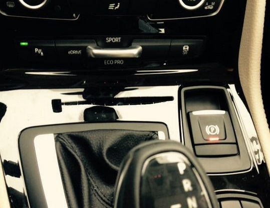 BMW X5 xDrive40e, l’ibrida plug-in provata su strada e sulla neve - Foto 13 di 15