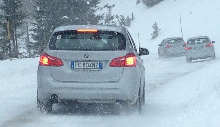 BMW X5 xDrive40e, l’ibrida plug-in provata su strada e sulla neve - Foto 11 di 15