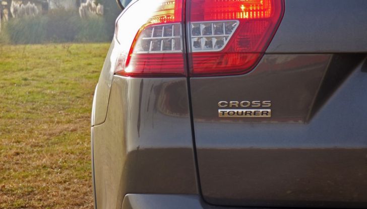 Citroën C5 Cross Tourer: Prova su strada, caratteristiche e prezzi - Foto 4 di 11