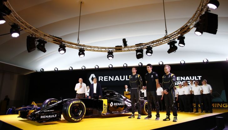 Infiniti partner tecnico del team Renault Sport nella stagione 2016 di Formula1 - Foto 9 di 10