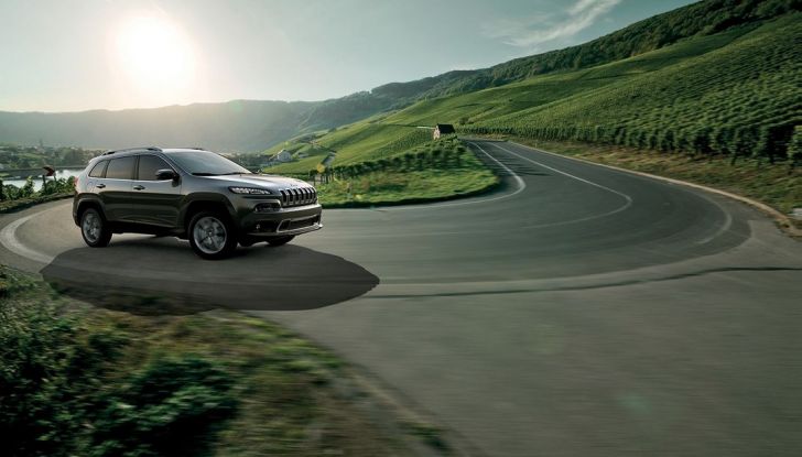 Jeep Cherokee Overland - Foto 4 di 6