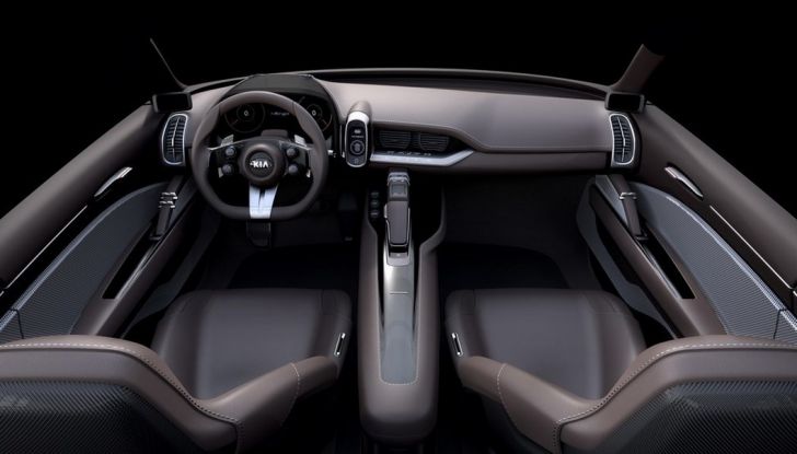 Kia CK, la berlina sportiva rivale di Audi A4, BMW Serie 3 e Mercedes Classe C - Foto 9 di 12