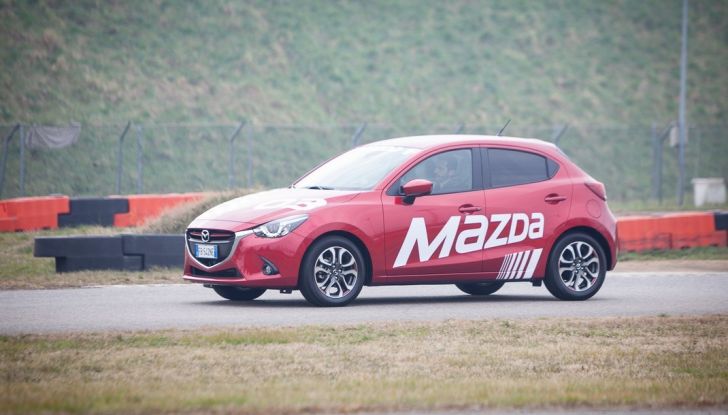 Mazda 2: la piccola ammiraglia che non rinuncia a nulla - Foto 14 di 32