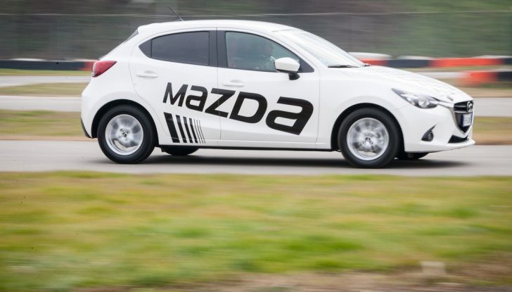 Mazda 2: la piccola ammiraglia che non rinuncia a nulla - Foto 27 di 32