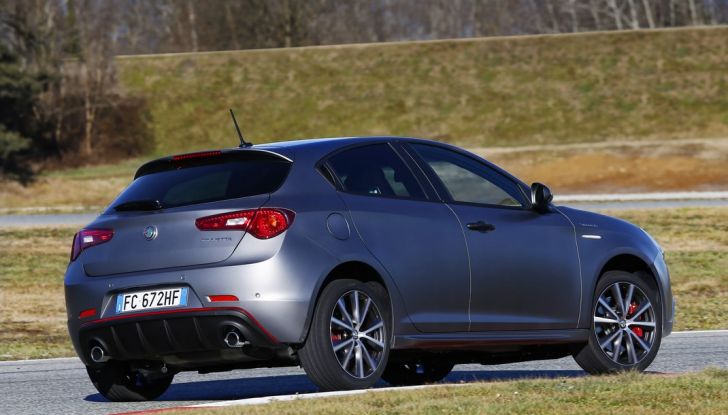 Nuova Alfa Romeo Giulietta 2016 prova strada prezzi motori informazioni tecniche