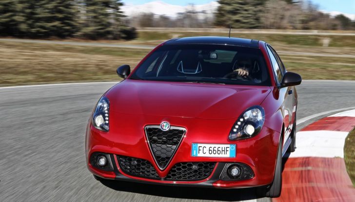 Nuova Alfa Romeo Giuletta prova su strada
