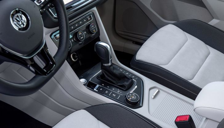 Nuova Volkswagen Tiguan, al via la fase di prevendita - Foto 7 di 12