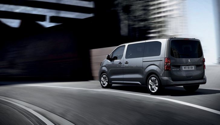 Nuovi Peugeot Traveller e Traveller i-Lab 3.0 - Foto 2 di 16