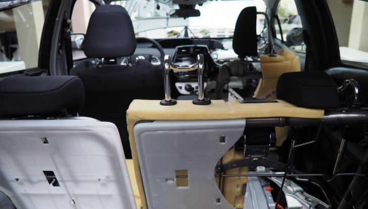 Nuova Toyota Prius, prova su strada della quarta generazione - Foto 47 di 48