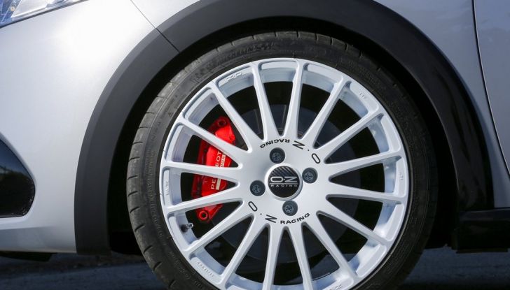 Peugeot 208 GTi/NOVE celebra i record di Peugeot nel CIR - Foto 7 di 13