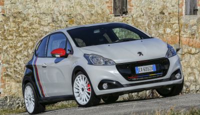 Peugeot 208 GTi/NOVE celebra i record di Peugeot nel CIR