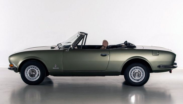 Peugeot a Rétromobile 2016 con le coupé e le cabriolet - Foto 9 di 14