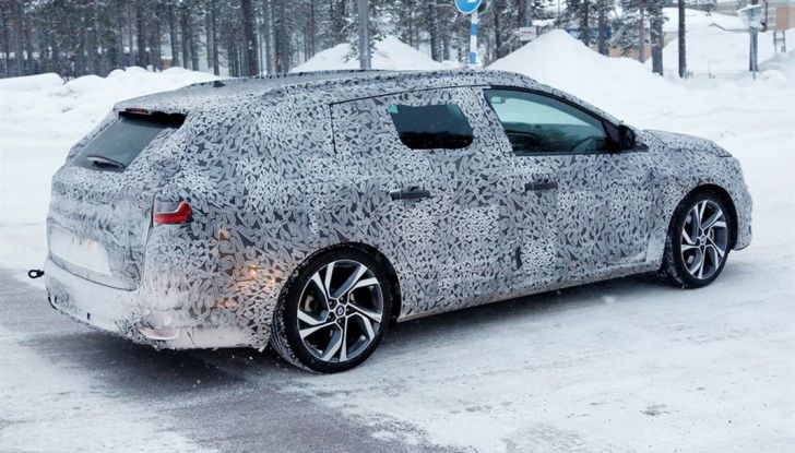 Renault Megane Sport Tourer, arriva la variante station wagon - Foto 6 di 8
