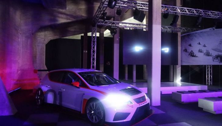 Seat Leon Cupra 290: prova su strada, dati tecnici e prestazioni - Foto 15 di 17