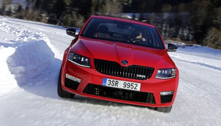 Skoda Octavia Wagon RS 4×4 - Foto 7 di 10