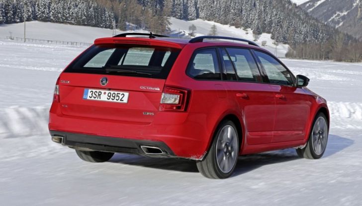 Skoda Octavia Wagon RS 4×4 - Foto 4 di 10