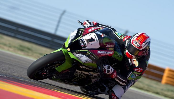 Superbike 2016: presentato a Barcellona il Kawasaki Racing Team - Foto 3 di 10