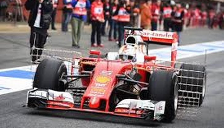 F1 2016: arriva la nuova Mercedes W07 ed è sfida con la Ferrari a Montmelò - Foto 5 di 13