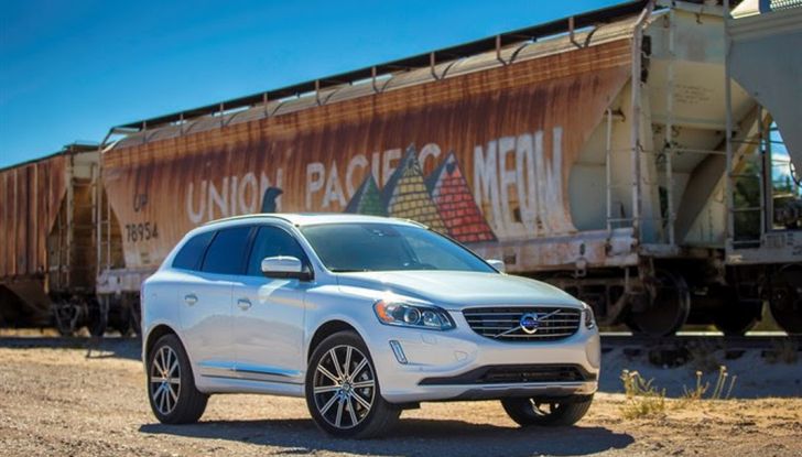 Volvo XC60 è il SUV medio più venduto in Europa - Foto 1 di 10