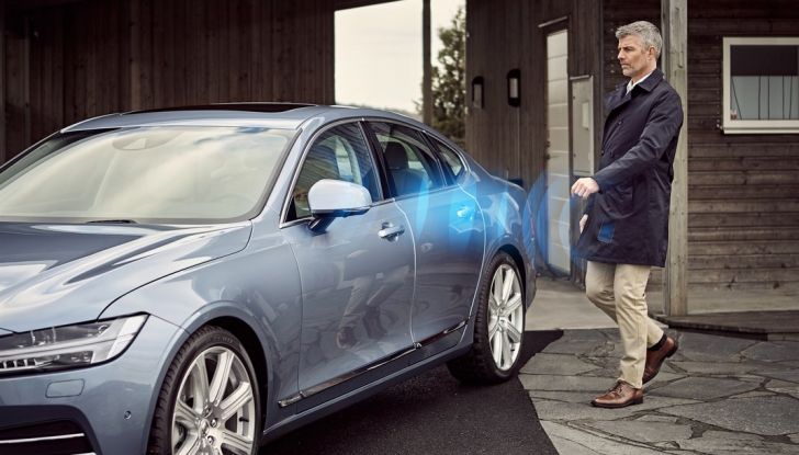 Volvo Cars sarà il primo marchio a commercializzare auto senza chiave - Foto 1 di 10