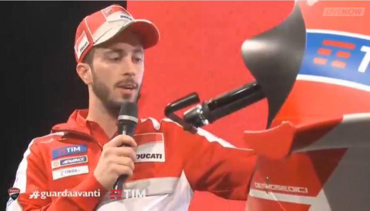 Ducati MotoGP 2016: La presentazione live della Desmosedici GP a Borgo Panigale - Foto 10 di 15