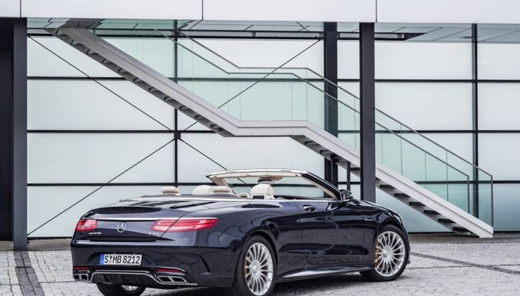 Mercedes-AMG S 65 cabrio al Salone di Ginevra 2016 - Foto 12 di 15