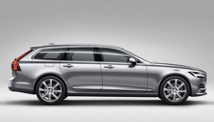 Volvo V90, le prime immagini rubate in attesa del debutto ufficiale - Foto 4 di 9