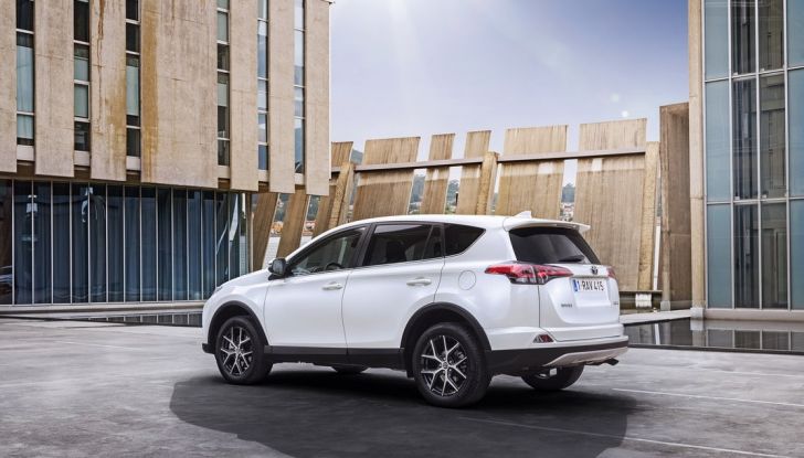 La gamma Toyota presente al 4x4Fest 2016 di Carrara - Foto 12 di 16