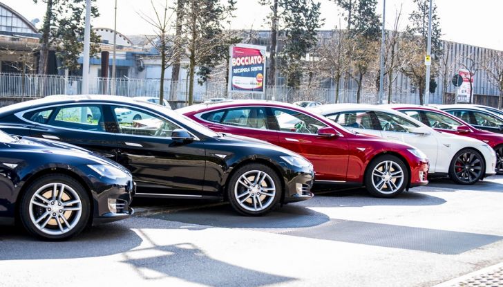 Tesla Revolution 2018: le elettriche di Musk riunite a Torino - Foto 4 di 30