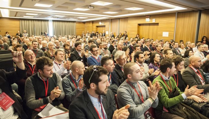 Tesla Revolution 2018: le elettriche di Musk riunite a Torino - Foto 28 di 30