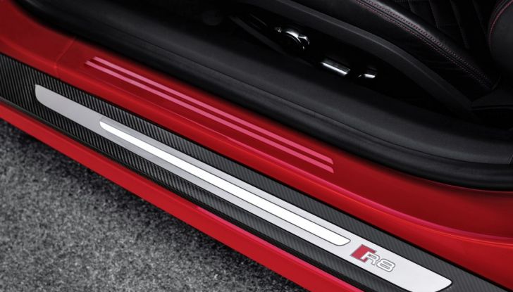 Audi R8 V10 plus dettaglio colore