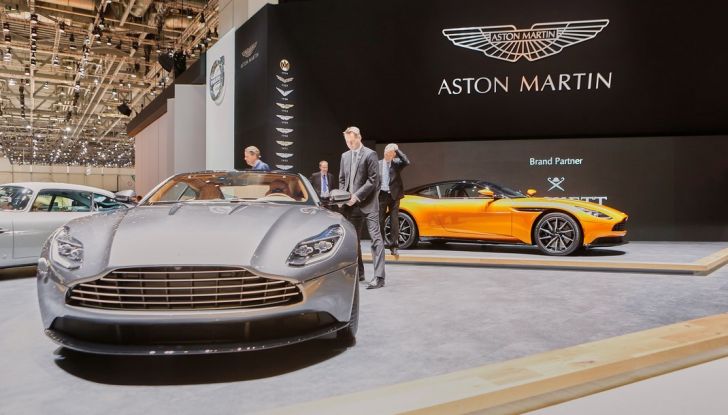 Aston Martin DB11 al Salone di Ginevra - Foto 25 di 30