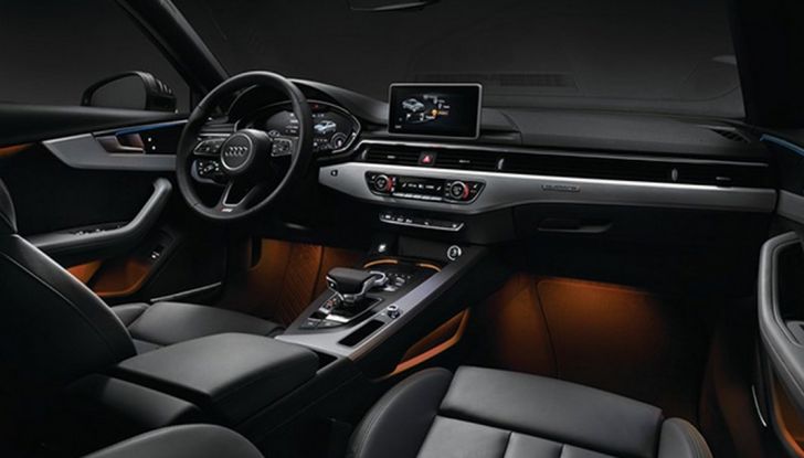 Audi A4 Vodafone interno