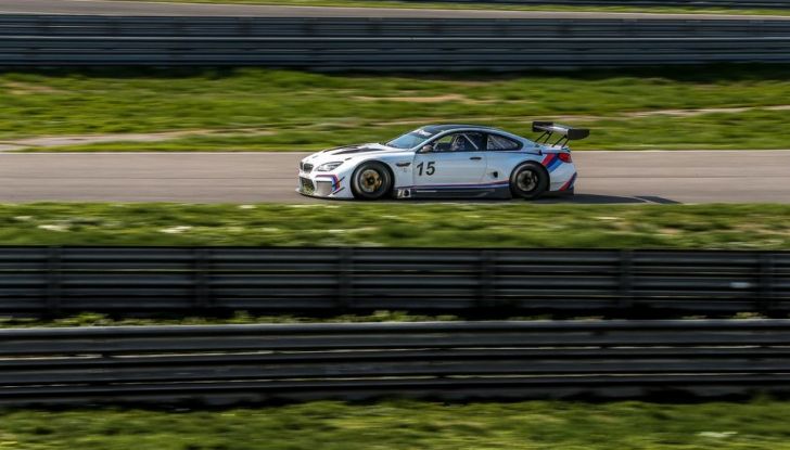 BMW Team Italia scende in pista con la M6 GT3 (46)