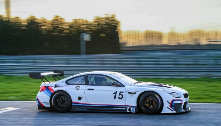 BMW Team Italia scende in pista con la M6 GT3 (52)