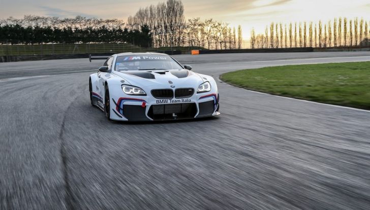 BMW Team Italia scende in pista con la M6 GT3 (54)