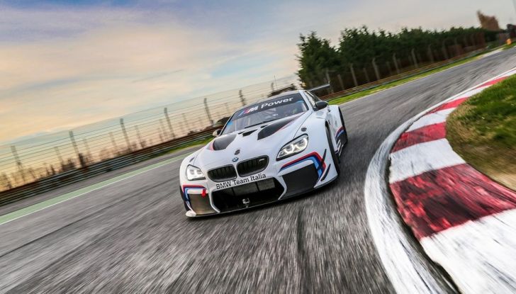 BMW Team Italia scende in pista con la M6 GT3 (6)