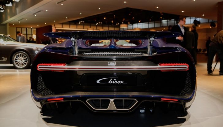 Bugatti Chiron contro Red Bull F1: qual è la più veloce in accelerazione? - Foto 16 di 23