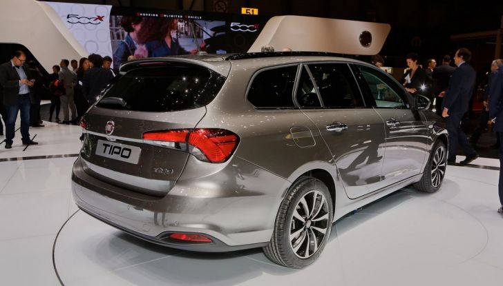 Fiat Tipo SW presentazione al Salone di Ginevra, posteriore laterale.