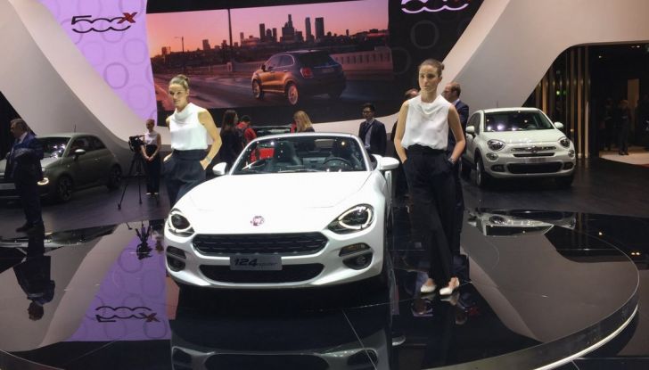 Fiat 124 Spider, presentata al Salone di Ginevra del 2016.