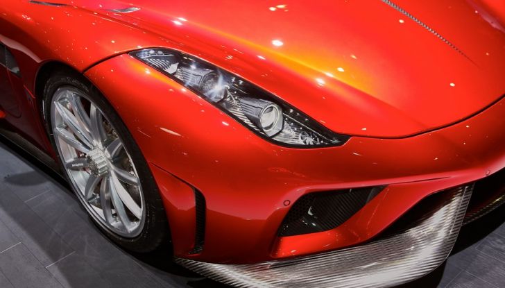 Koenigsegg Regera, sportiva estrema da 1.500 cavalli - Foto 19 di 24